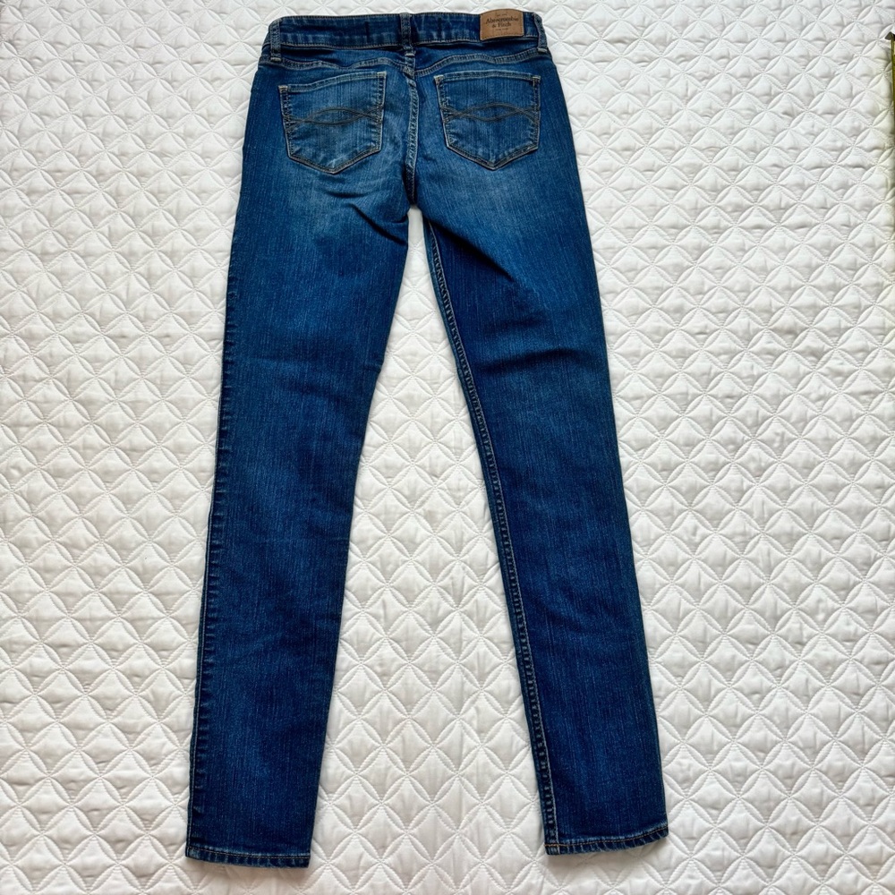 Abercrombie & Fitch Blue Denim Jeans Size 2 26x29 - Picture 9 of 14